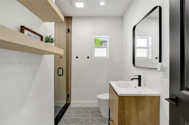 3671 NE 11th Ave A, Oakland Park, FL 33334