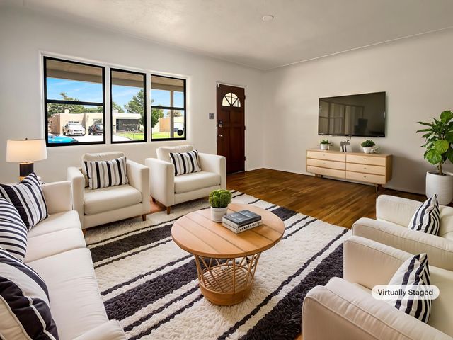 513 FLORIDA Street SE, Albuquerque, NM 87108