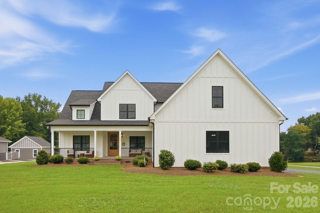257 Glenwood Drive, Oakboro, NC 28129