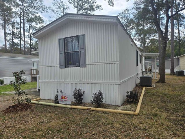 491 Clubhouse Rd., Garden City Beach, SC 29576