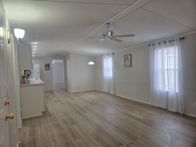 491 Clubhouse Rd., Garden City Beach, SC 29576