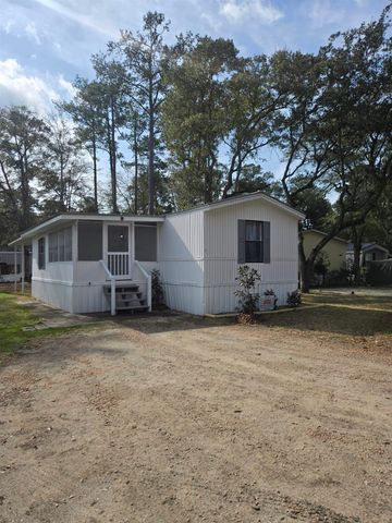 491 Clubhouse Rd., Garden City Beach, SC 29576