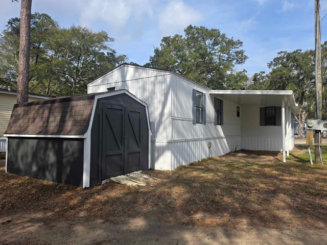 491 Clubhouse Rd., Garden City Beach, SC 29576