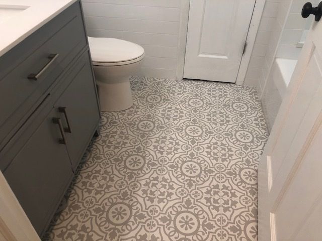 32 Heather Drive, Crystal Lake, IL 60014