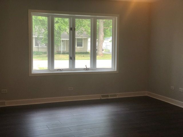 32 Heather Drive, Crystal Lake, IL 60014