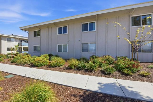 38228 Paseo Padre Parkway 14, Fremont, CA 94536
