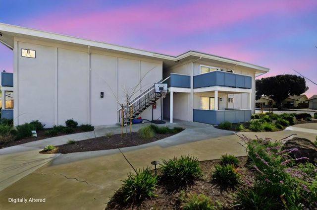 38228 Paseo Padre Parkway 14, Fremont, CA 94536