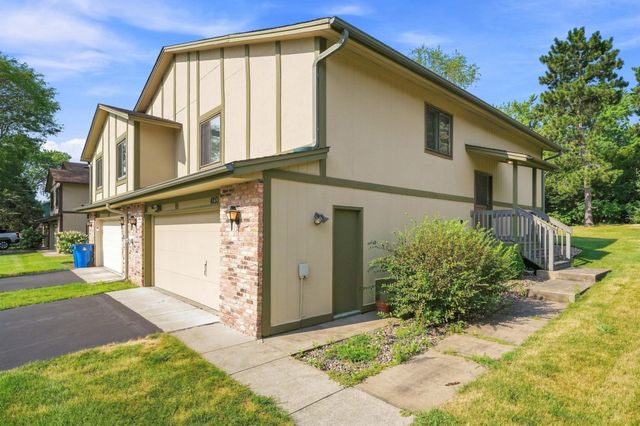4233 Thornhill Lane, Vadnais Heights, MN 55127