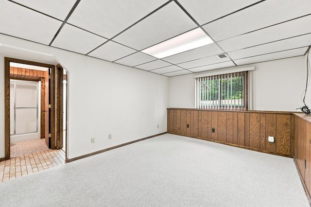 4233 Thornhill Lane, Vadnais Heights, MN 55127
