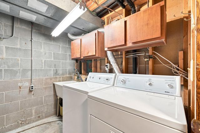 4233 Thornhill Lane, Vadnais Heights, MN 55127