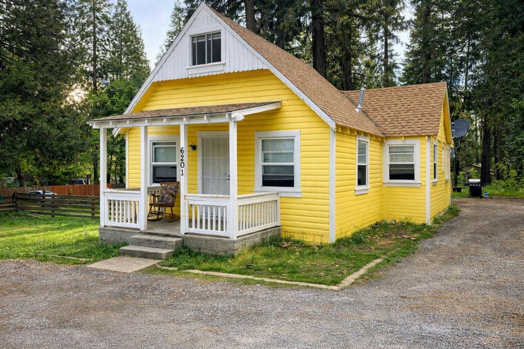 6201 Pony Express Trl, Pollock Pines, CA 95726