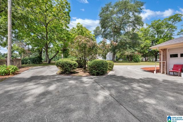 301 W RIDGEWOOD ROAD, Jasper, AL 35504