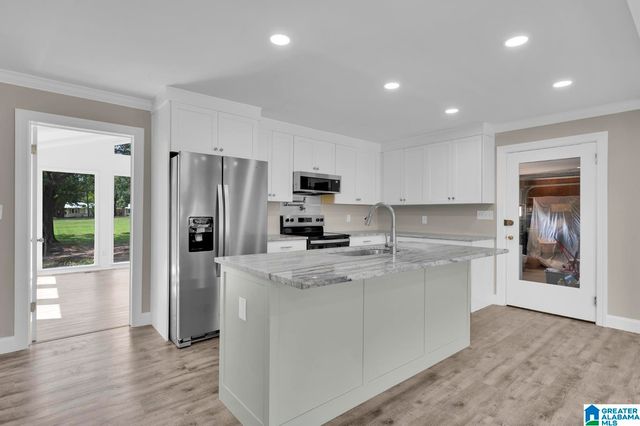 301 W RIDGEWOOD ROAD, Jasper, AL 35504