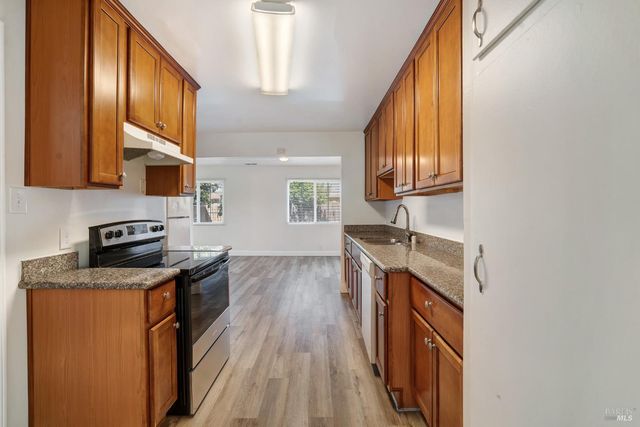 615 Vervais Ave, Vallejo, CA 94591