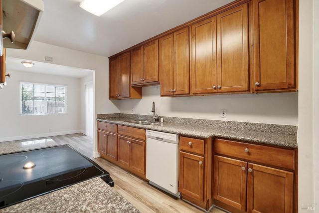 615 Vervais Ave, Vallejo, CA 94591