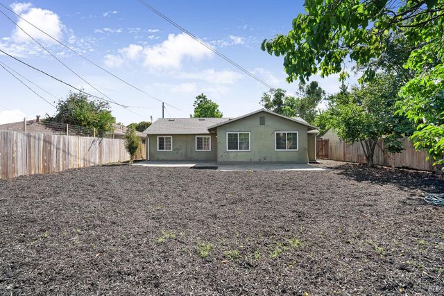 615 Vervais Ave, Vallejo, CA 94591