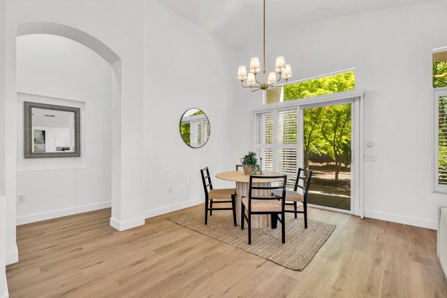 4090 Sylvan Glen Ln, Roseville, CA 95747