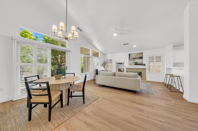 4090 Sylvan Glen Ln, Roseville, CA 95747