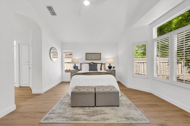 4090 Sylvan Glen Ln, Roseville, CA 95747