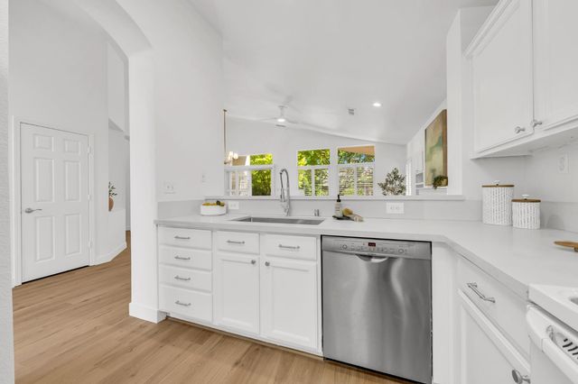 4090 Sylvan Glen Ln, Roseville, CA 95747