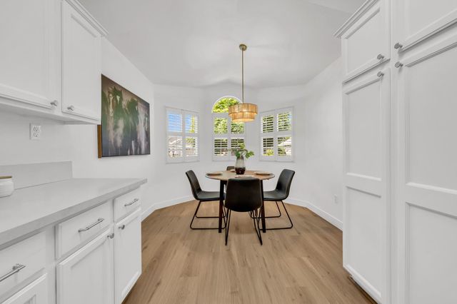 4090 Sylvan Glen Ln, Roseville, CA 95747