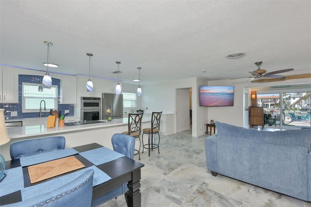 538 LILLIAN DRIVE, Madeira Beach, FL 33708