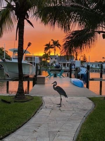 538 LILLIAN DRIVE, Madeira Beach, FL 33708