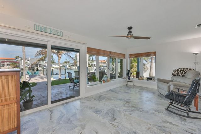 538 LILLIAN DRIVE, Madeira Beach, FL 33708