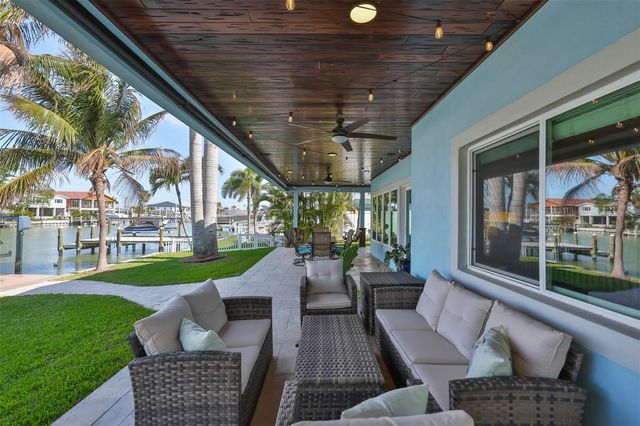 538 LILLIAN DRIVE, Madeira Beach, FL 33708