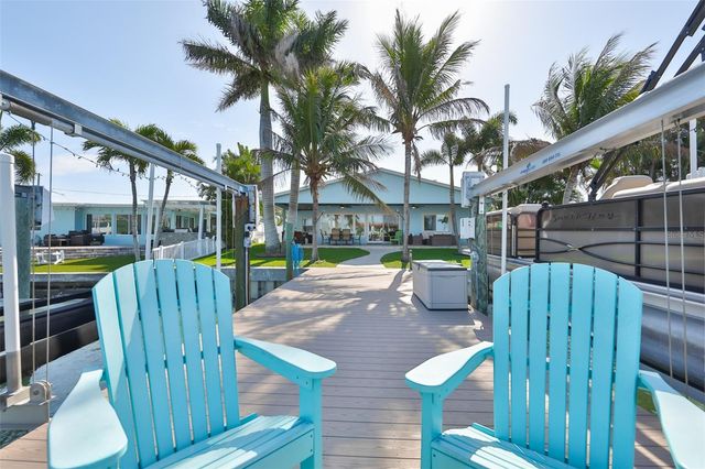 538 LILLIAN DRIVE, Madeira Beach, FL 33708