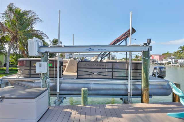 538 LILLIAN DRIVE, Madeira Beach, FL 33708