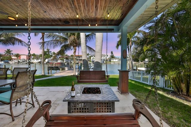 538 LILLIAN DRIVE, Madeira Beach, FL 33708