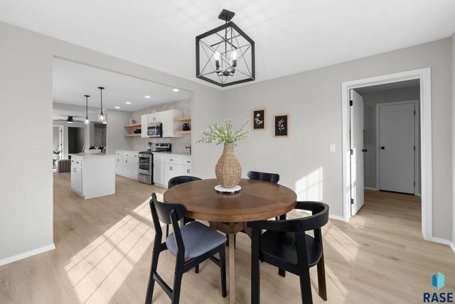 406 N Cherry St Street, Lennox, SD 57039