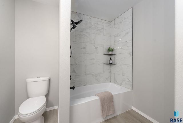 406 N Cherry St Street, Lennox, SD 57039