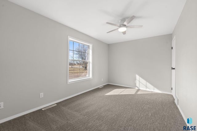 406 N Cherry St Street, Lennox, SD 57039