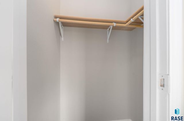 406 N Cherry St Street, Lennox, SD 57039