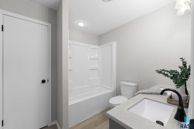 406 N Cherry St Street, Lennox, SD 57039