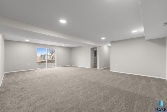 406 N Cherry St Street, Lennox, SD 57039