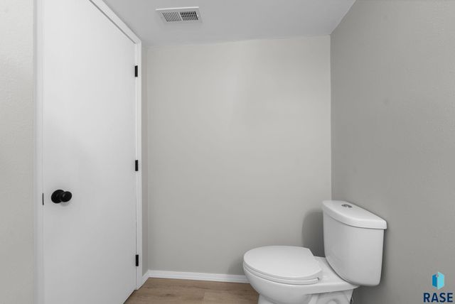 406 N Cherry St Street, Lennox, SD 57039