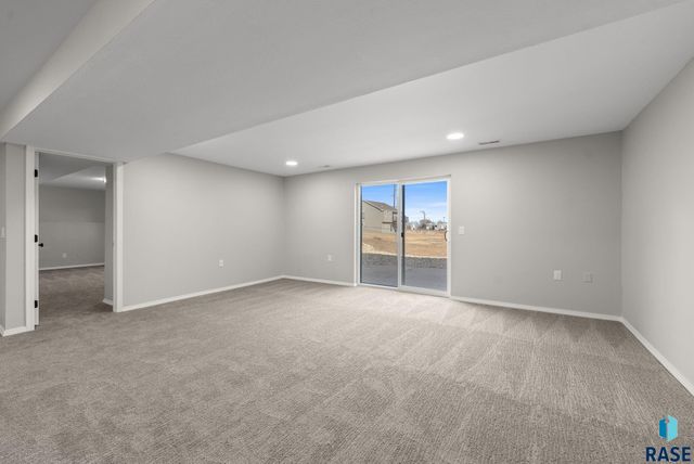 406 N Cherry St Street, Lennox, SD 57039