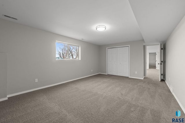 406 N Cherry St Street, Lennox, SD 57039