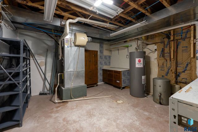 406 N Cherry St Street, Lennox, SD 57039