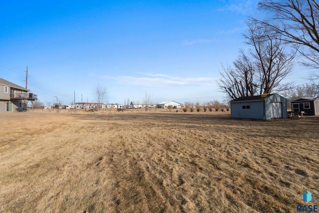 406 N Cherry St Street, Lennox, SD 57039