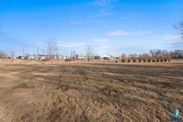 406 N Cherry St Street, Lennox, SD 57039