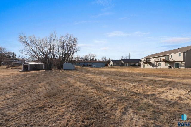 406 N Cherry St Street, Lennox, SD 57039