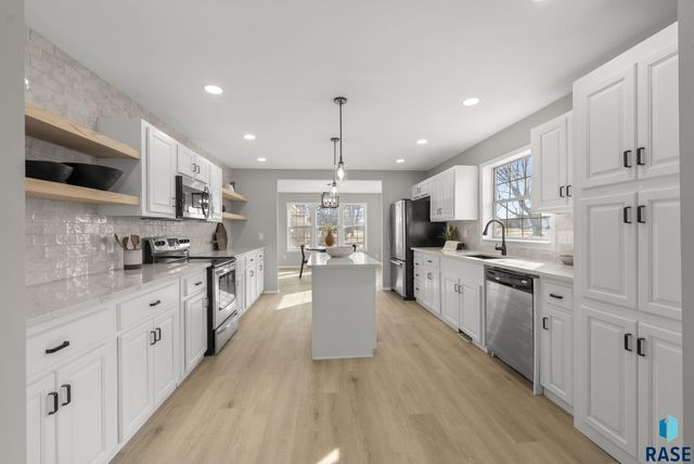 406 N Cherry St Street, Lennox, SD 57039