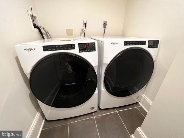 125 WARREN AVE, Baltimore, MD 21230