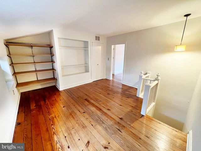 125 WARREN AVE, Baltimore, MD 21230