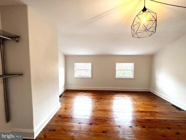 125 WARREN AVE, Baltimore, MD 21230