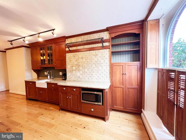 125 WARREN AVE, Baltimore, MD 21230